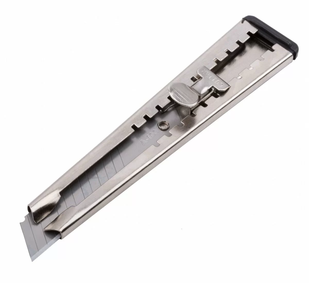 Нож технический FIT Техно 10171 18 мм металлический корпус и фиксатор от магазина ЛесКонПром.ру