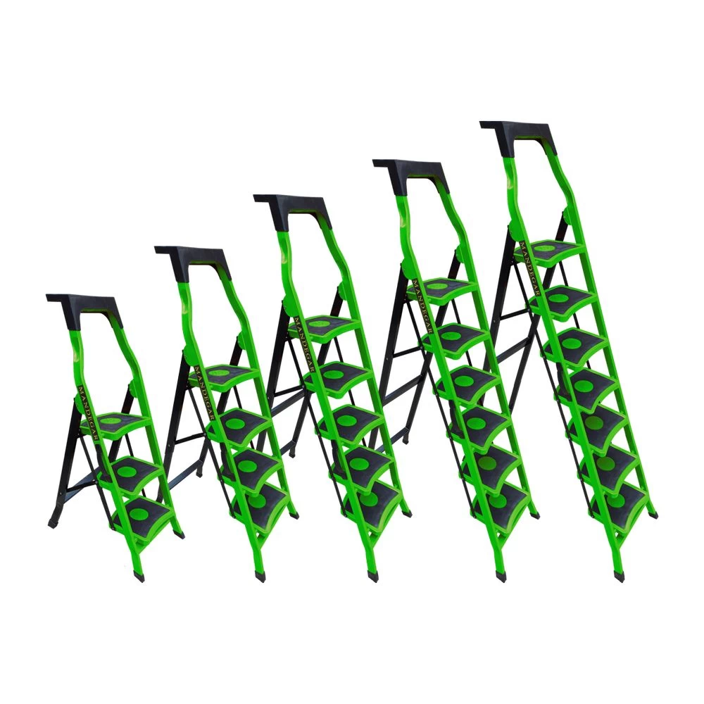 Стремянка стальная с 7 широкими ступенями SAMA зеленого цвета (арт.S-7З) от магазина ЛесКонПром.ру