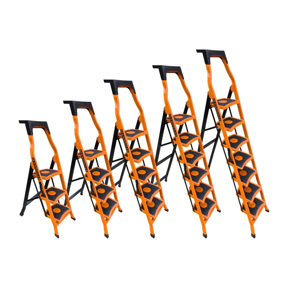 Стремянка стальная с 7 широкими ступенями SAMA оранжевого цвета (арт.S-7О) от магазина ЛесКонПром.ру