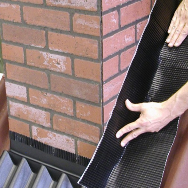 Изоляционная лента самоклеящаяся Ондуфлеш-супер Волна 0,3х2,5 м коричневая от магазина ЛесКонПром.ру