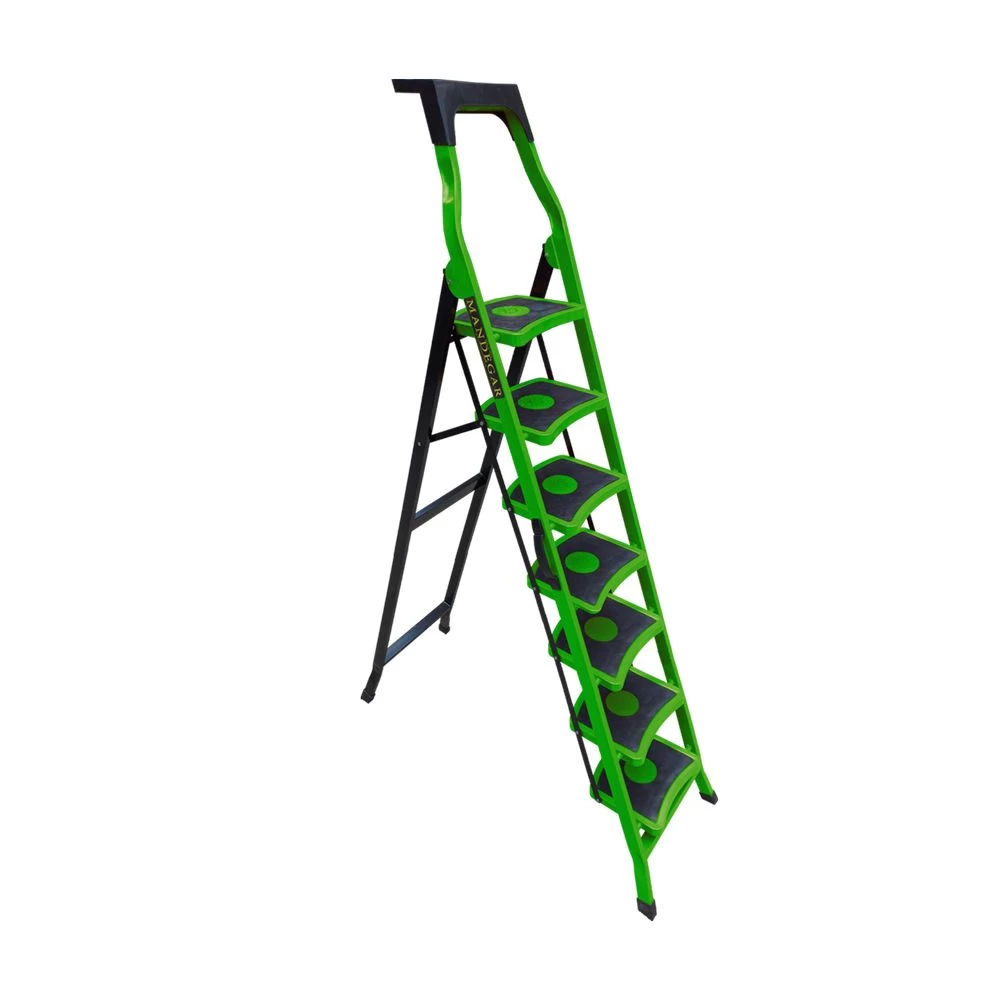 Стремянка стальная с 7 широкими ступенями SAMA зеленого цвета (арт.S-7З) от магазина ЛесКонПром.ру