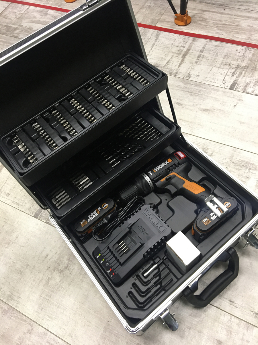 Дрель-шуруповерт ударная аккумуляторная WORX WX367.1 20В, бесщеточная. с двумя АКБ на 2Ач и ЗУ, набор оснастки (158 шт), в кейсе от магазина ЛесКонПром.ру