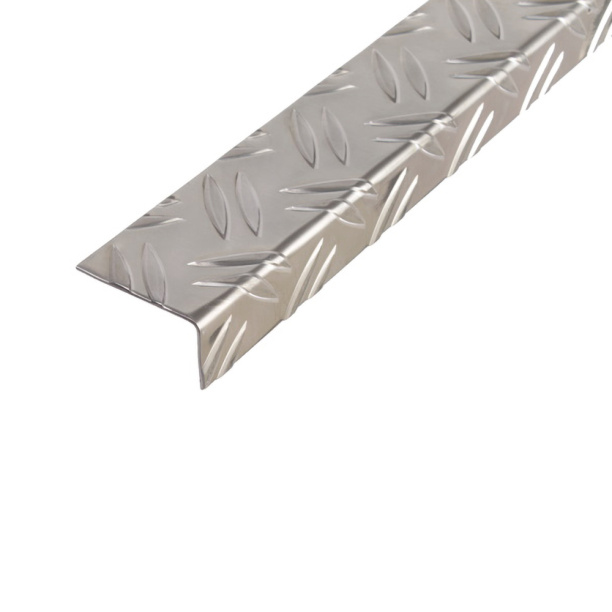 Уголок алюминиевый рифленый 43,5x23,5х1000 мм толщина 1,5 мм от магазина ЛесКонПром.ру
