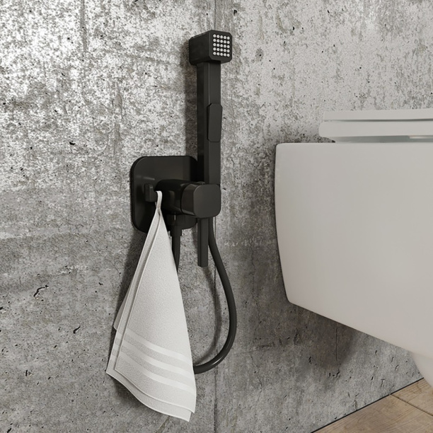 Гигиенический душ IDDIS встраиваемый черный от магазина ЛесКонПром.ру