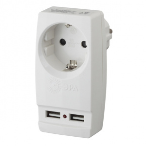 Адаптер ЭРА 1 гнездо с заземлением + 2 USB 2,1 A